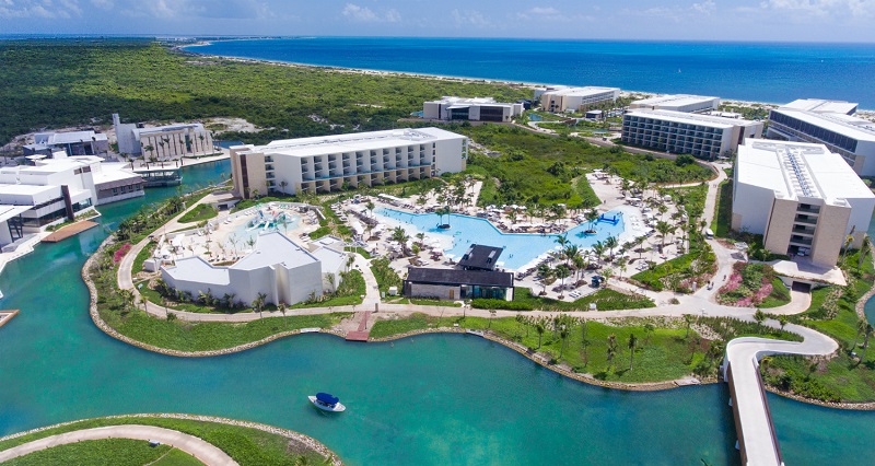 Hotel resort all-inclusive in Cancun