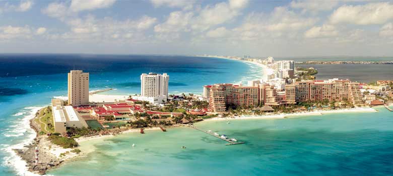 Punta Cancun Beach