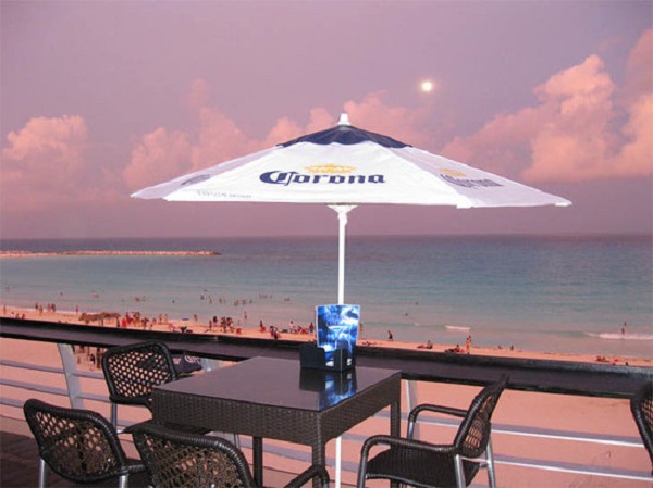 Blue Bar in Cancun