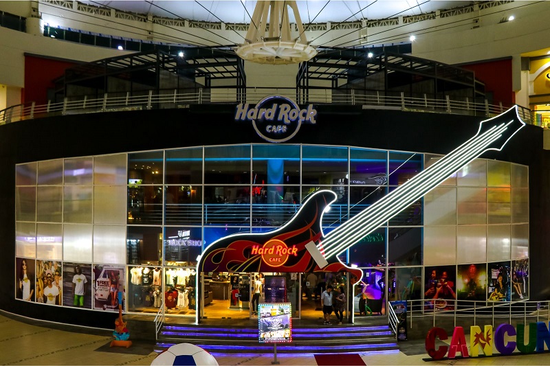 Hard Rock Cafe in Cancun