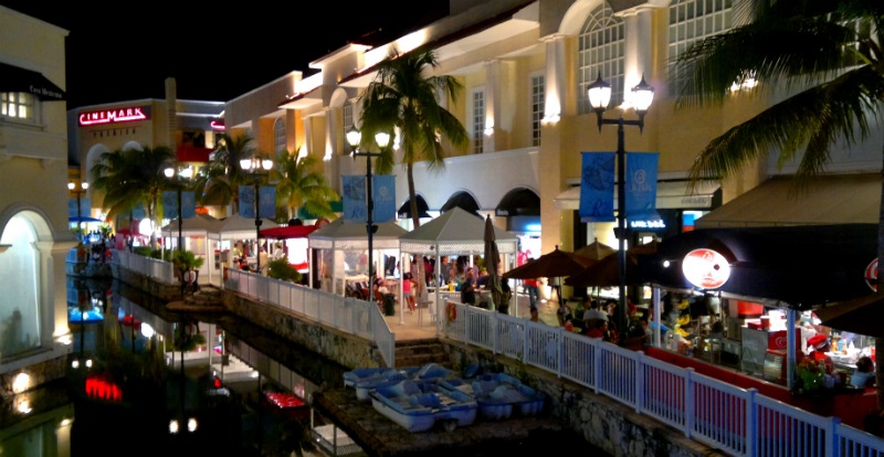 Shops at Plaza La Isla mall in Cancun
