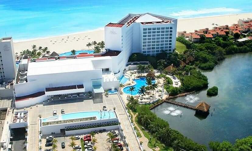 Le Blanc Spa Resort All-Inclusive in Cancun