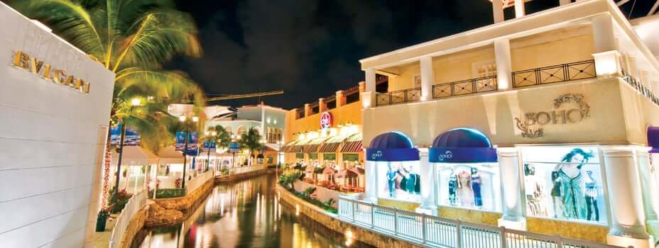 Mall in Cancun