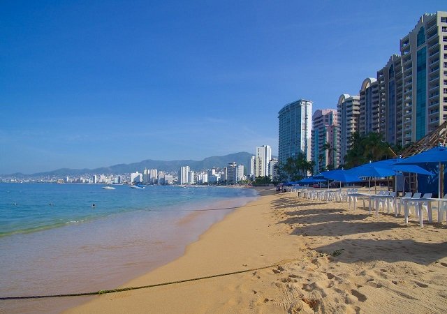 Icacos Beach in Acapulco